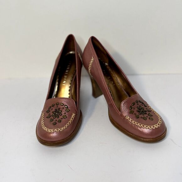 Gianni Bini Shoes - Gianni Bini Metallic Rose Gold Leather Loafer Pumps Studded Beaded Womens